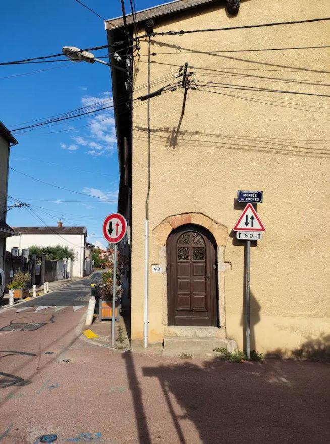 Studio Entierement Equipe Cailloux-sur-Fontaines Kültér fotó